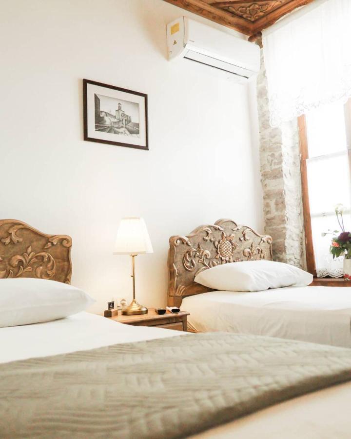 Gjirokastër 4Rooms Hotel المظهر الخارجي الصورة