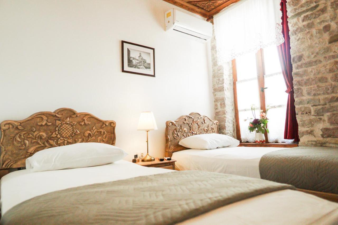 Gjirokastër 4Rooms Hotel المظهر الخارجي الصورة