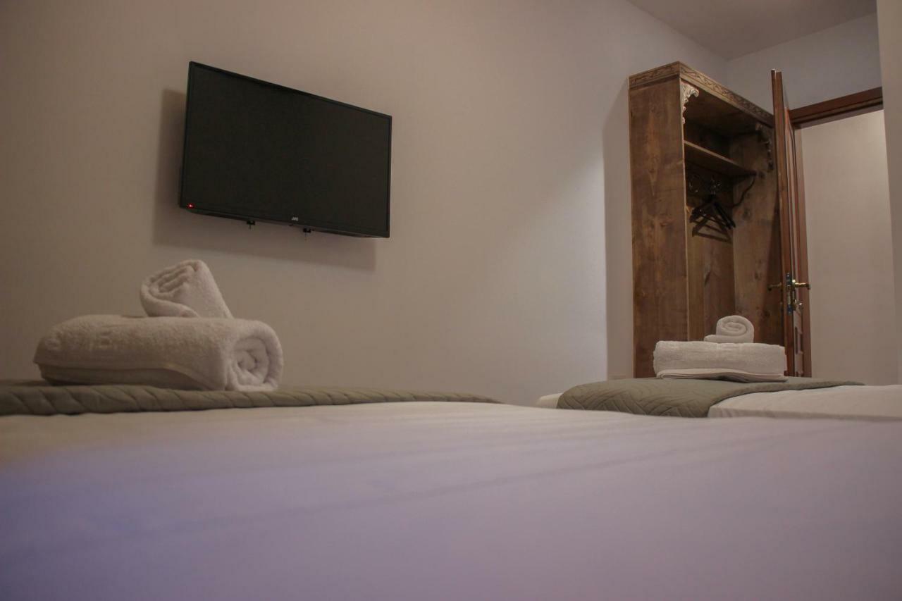Gjirokastër 4Rooms Hotel المظهر الخارجي الصورة