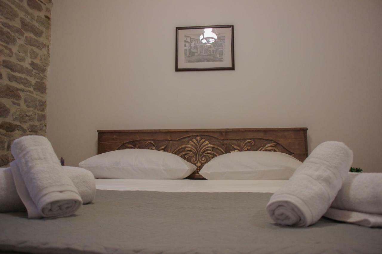 Gjirokastër 4Rooms Hotel المظهر الخارجي الصورة