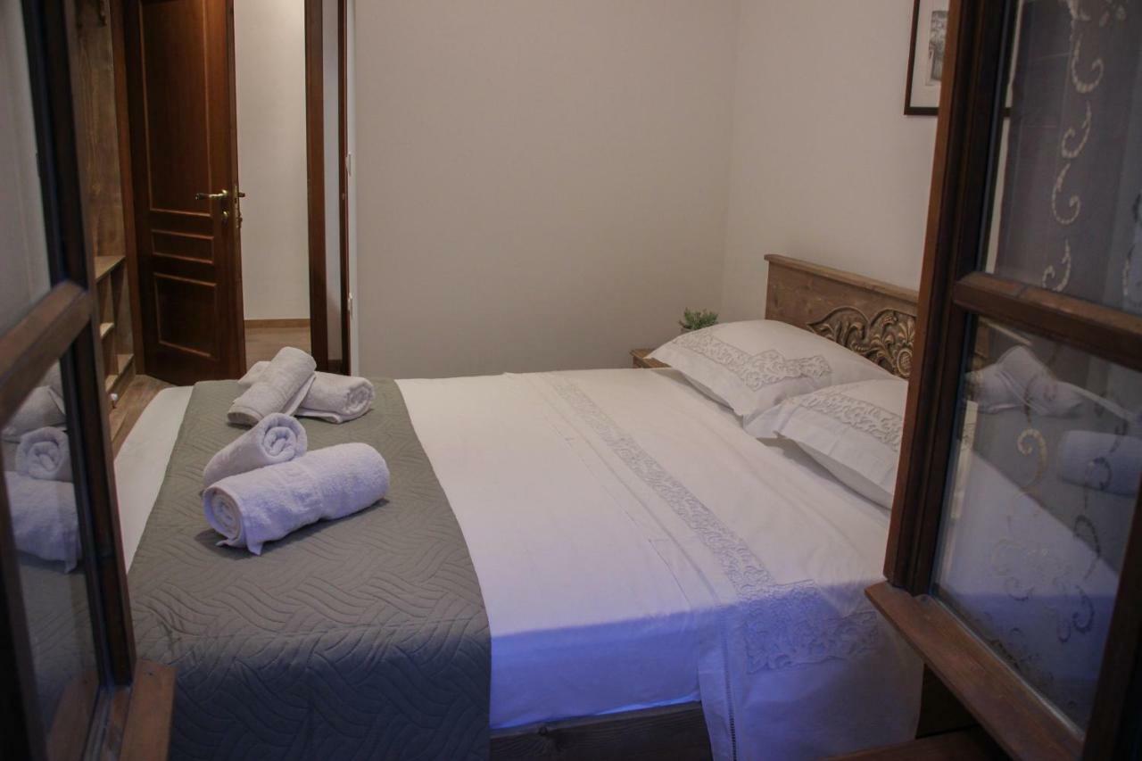 Gjirokastër 4Rooms Hotel المظهر الخارجي الصورة