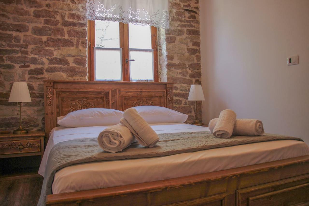 Gjirokastër 4Rooms Hotel المظهر الخارجي الصورة